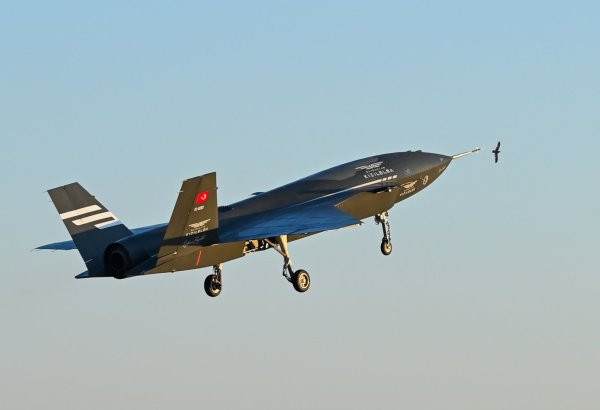 Türkiyənin “Kızılelma” pilotsuz döyüş təyyarəsi bu il istifadəyə veriləcək
