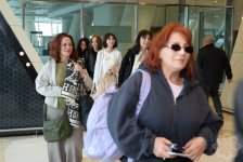 Yaxın Şərqdə qalan Azərbaycan vətəndaşları üçün növbəti təxliyə reysi həyata keçirilib (FOTO)