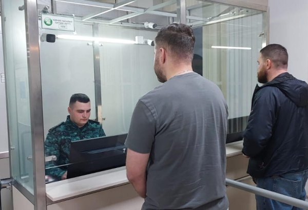 Alman və ispan diplomatik nümayəndələri İrandan Azərbaycana təxliyə olunub (FOTO)