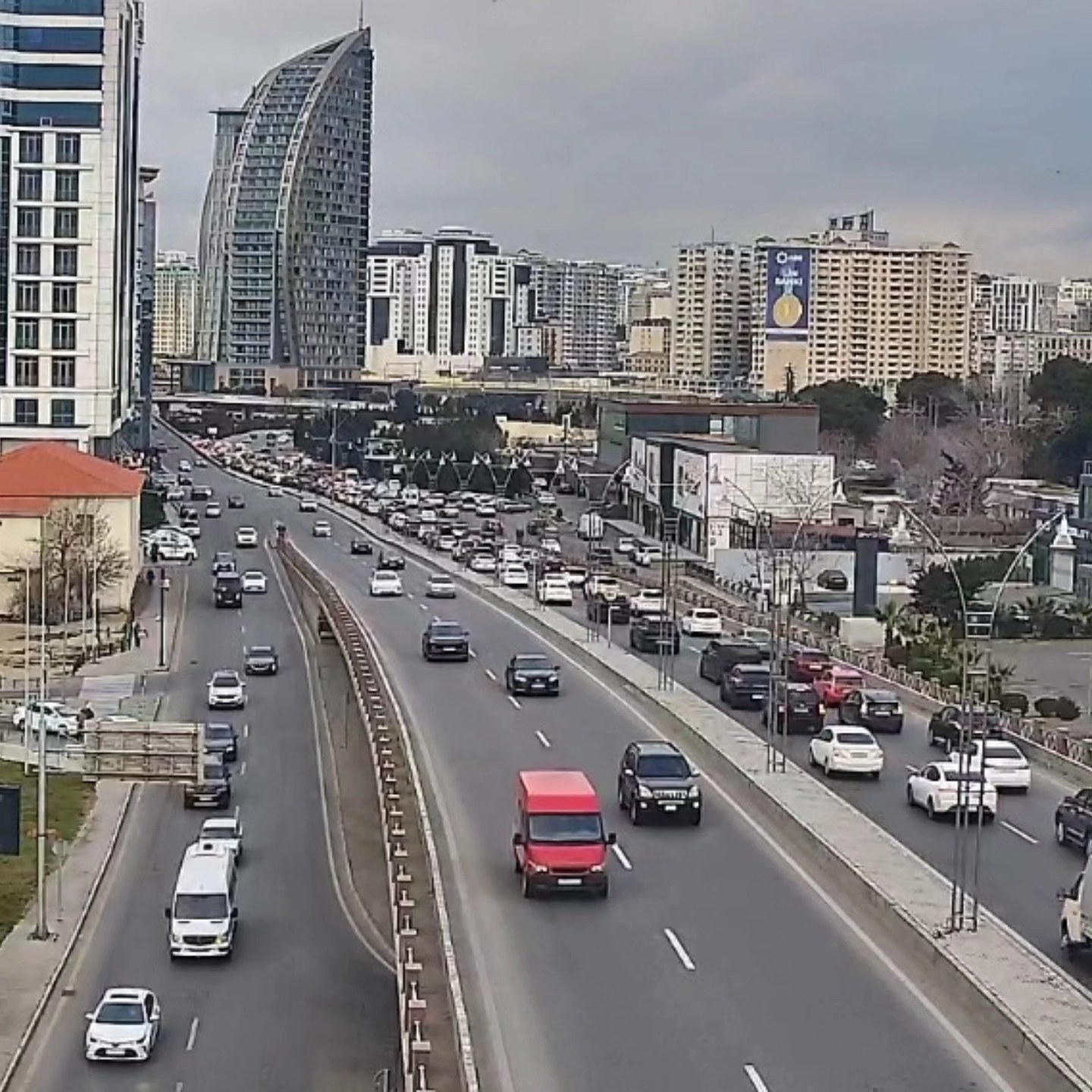 DİQQƏT: Bu yollarda tıxac var - SİYAHI (FOTO)