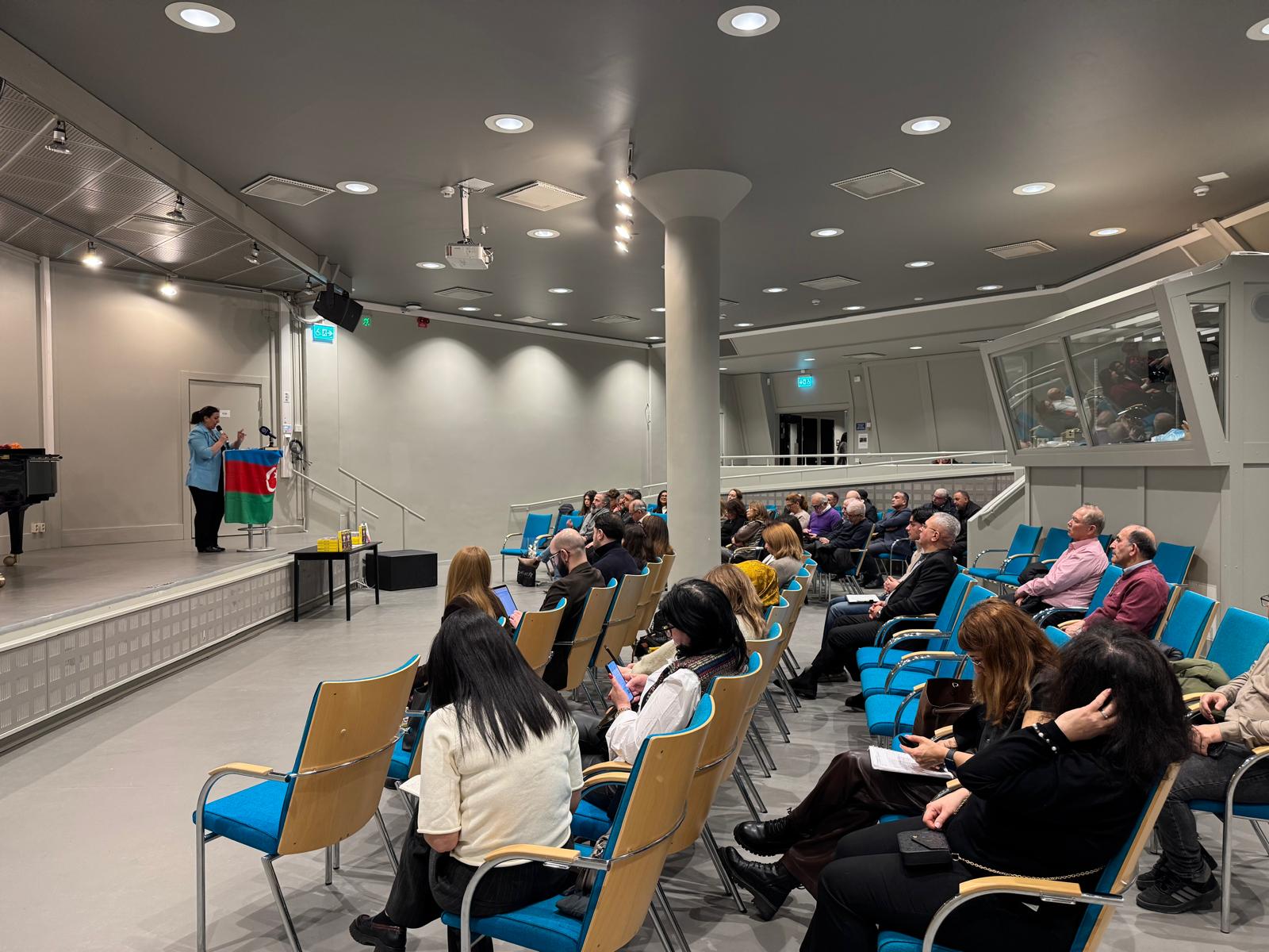 Stokholmda “Bakı 1501” tarixi romanının təqdimatı keçirilib (FOTO)