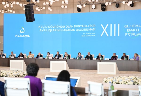 Prezident İlham Əliyev: Azərbaycan vasitəsilə daşınan yüklərə olan tələbat artır