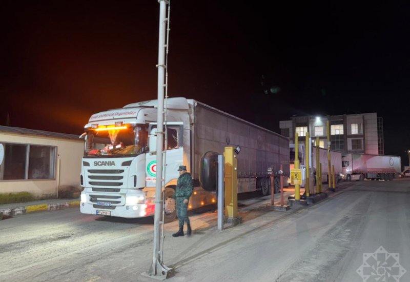 Rusiyadan İrana göndərilən humanitar yardım Azərbaycan sərhədindən yola salınıb (FOTO) (YENİLƏNİB)