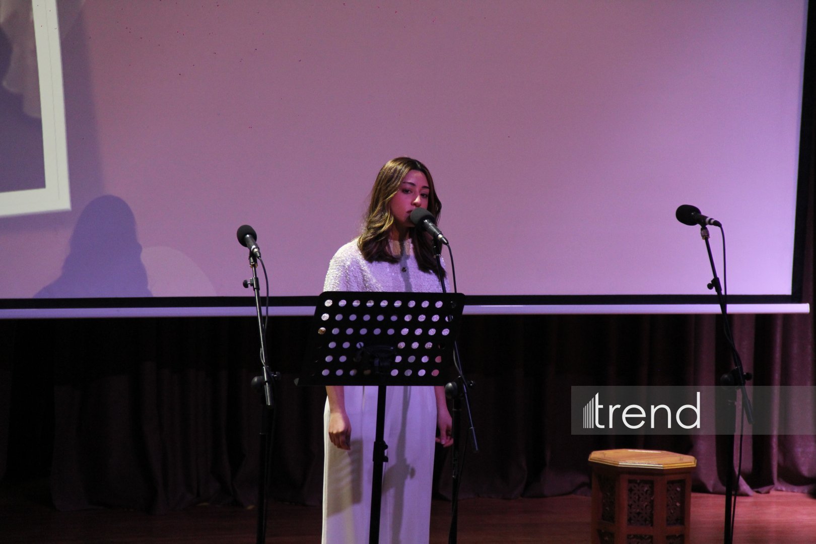 Bakıda zəngin mənəvi mədəniyyətə malik dünya vətəndaşı haqda "Gəl səndən danışaq, Humay" adlı xatirə gecəsi keçirilib (FOTO)