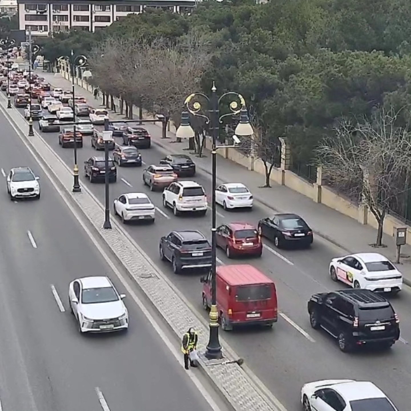 DİQQƏT: Bu yollarda tıxac var - SİYAHI (FOTO)