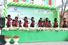 Paytaxtın Abad məhəllələrində Novruz şənlikləri keçirilir (FOTO)