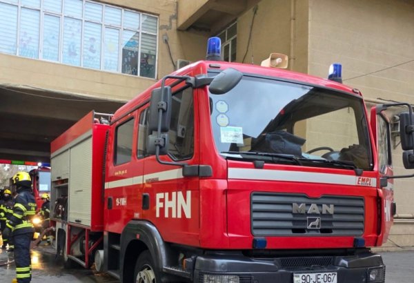 Şəmkirdə məktəbdə yanğın: şagirdlər təxliyə olundu