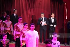 Bakıda ilk dəfə olaraq Türkmənistanın əfsanəvi "Qalkınış" atçılıq şousu keçirilib (FOTO)