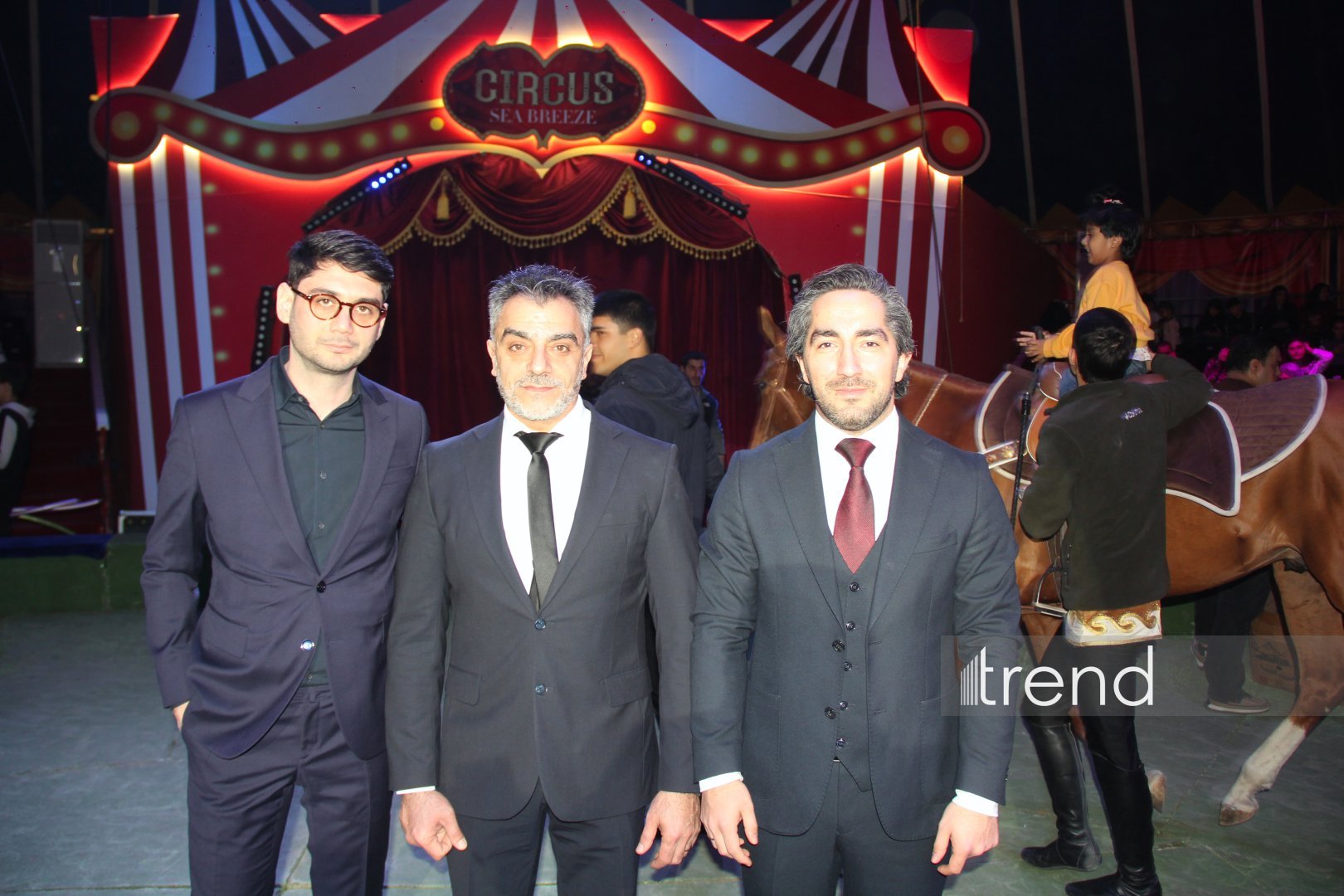 Bakıda ilk dəfə olaraq Türkmənistanın əfsanəvi "Qalkınış" atçılıq şousu keçirilib (FOTO)