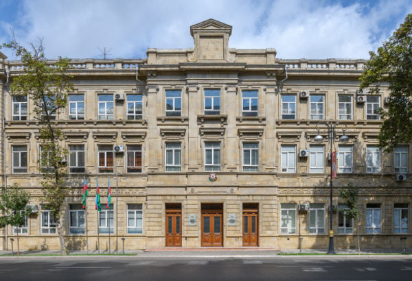 Rəqəmsal inkişaf və nəqliyyat nazirinin müavinlərinin sayı artırılıb