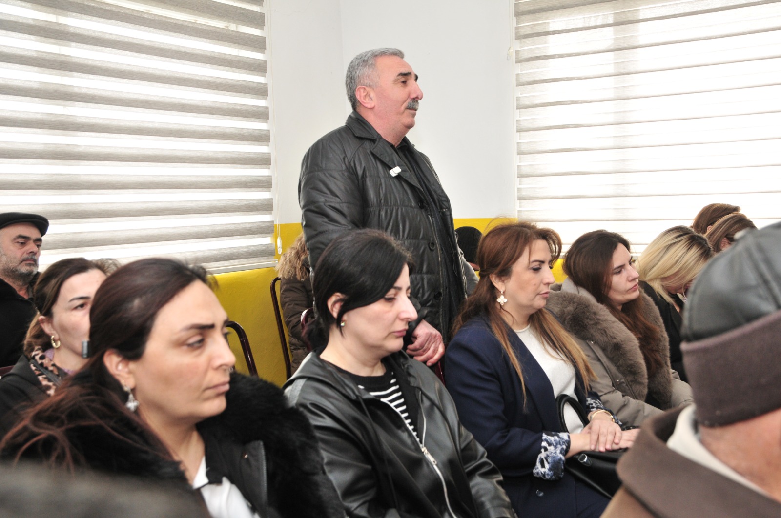 Bayramlar ərafəsində Abşeron rayonunun kənd və qəsəbələrində növbəti vətəndaş qəbulları və görüşlər keçirilib (FOTO)