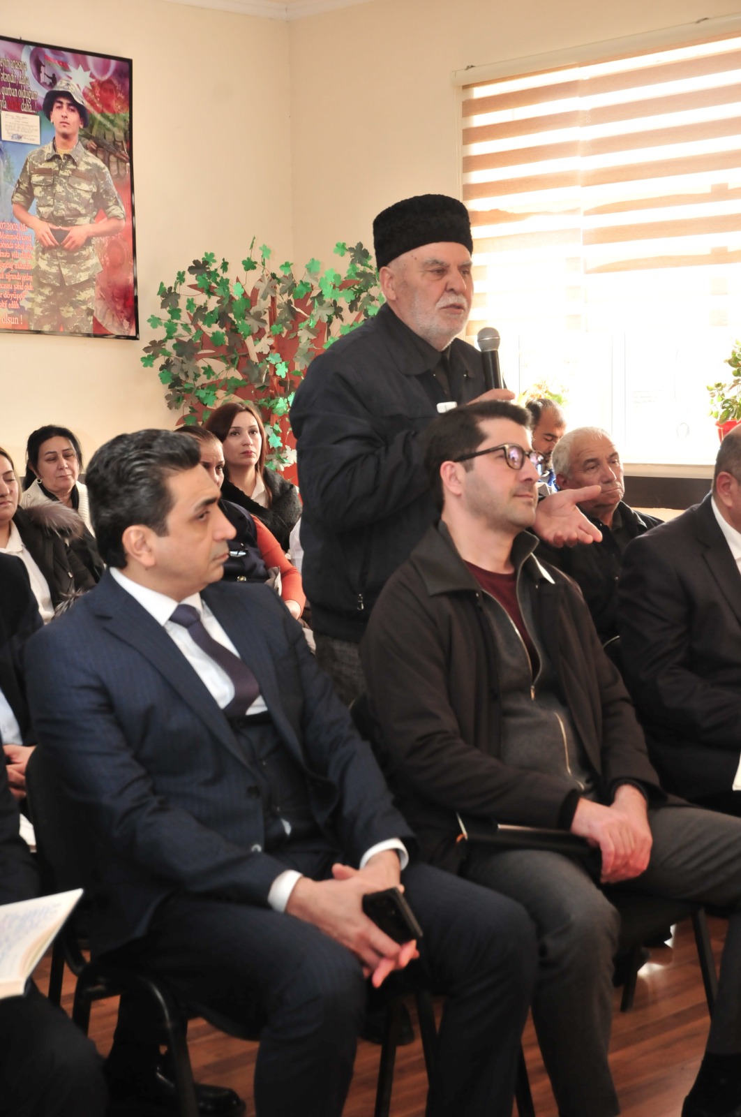 Bayramlar ərafəsində Abşeron rayonunun kənd və qəsəbələrində növbəti vətəndaş qəbulları və görüşlər keçirilib (FOTO)