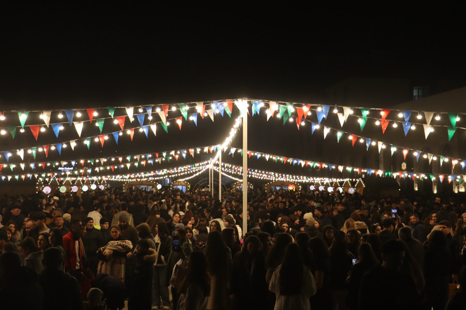 Xankəndidə Torpaq çərşənbəsinin tonqalı alovlandırılıb (FOTO)