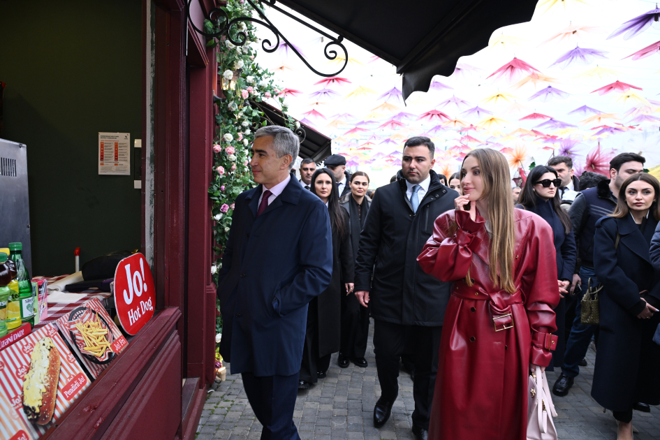 Alena Əliyeva Novruz yarmarkasını ziyarət edib (FOTO)