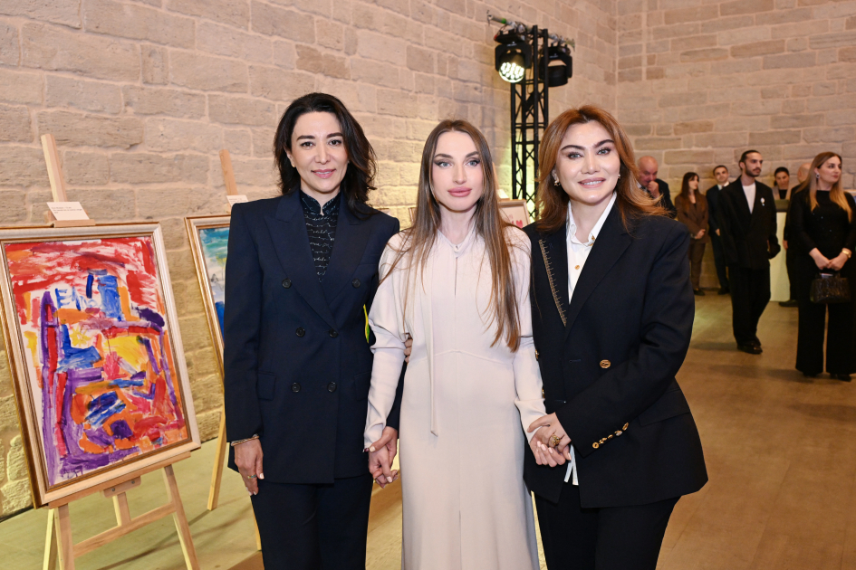 Daş Salnamə Muzeyində “Çərçivədən kənar” adlı inklüziv incəsənət sərgisi açılıb (FOTO)