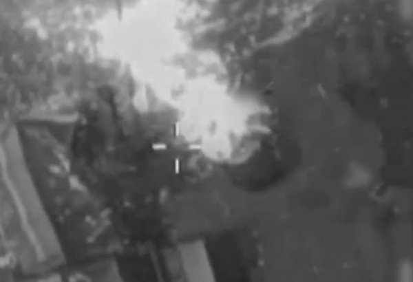 İsrail ordusu Livanda “Hizbullah”ın raket buraxılış mövqelərini bombalayıb (VİDEO)