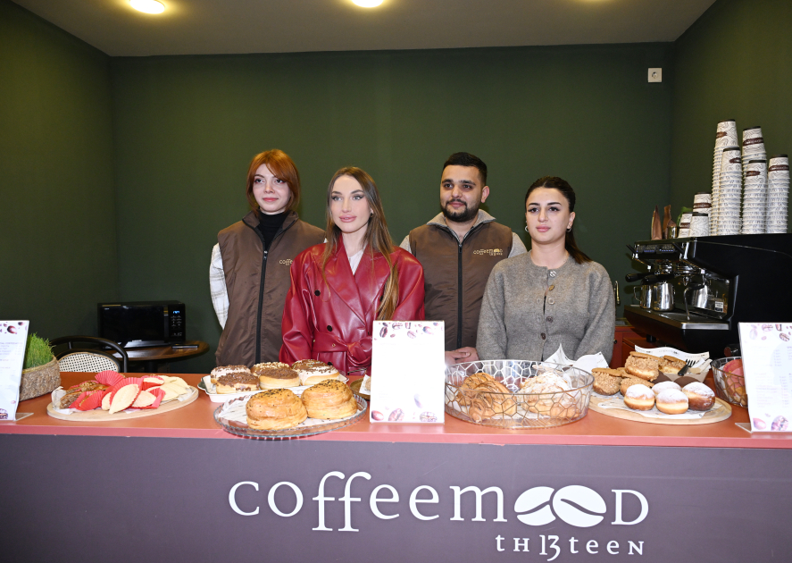 Alena Əliyeva Novruz yarmarkasını ziyarət edib (FOTO)