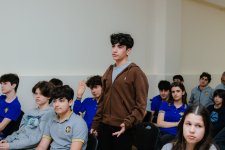 Bank Respublika Oxbridge Akademiyasında Qlobal Pul Həftəsinə həsr olunmuş tədbir keçirib (FOTO)