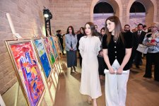 Daş Salnamə Muzeyində “Çərçivədən kənar” adlı inklüziv incəsənət sərgisi açılıb (FOTO)