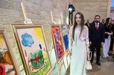 Daş Salnamə Muzeyində “Çərçivədən kənar” adlı inklüziv incəsənət sərgisi açılıb (FOTO)