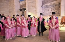 Daş Salnamə Muzeyində “Çərçivədən kənar” adlı inklüziv incəsənət sərgisi açılıb (FOTO)