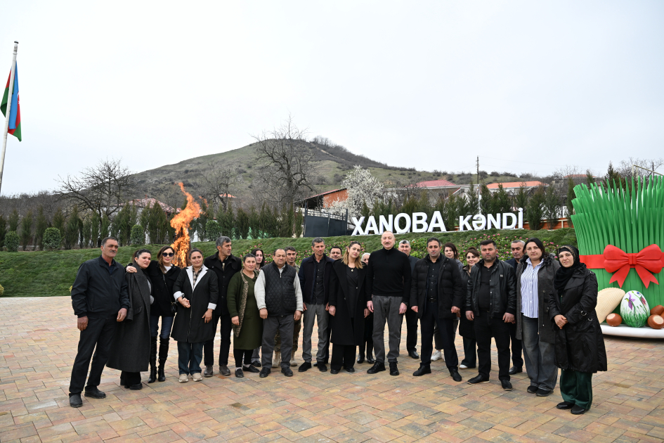 Prezident İlham Əliyev və Birinci xanım Mehriban Əliyeva Xocavəndin Xanoba kəndində fərdi evlərin və infrastrukturun bərpası sahəsində görülən işlərlə tanış olublar (FOTO/VİDEO)