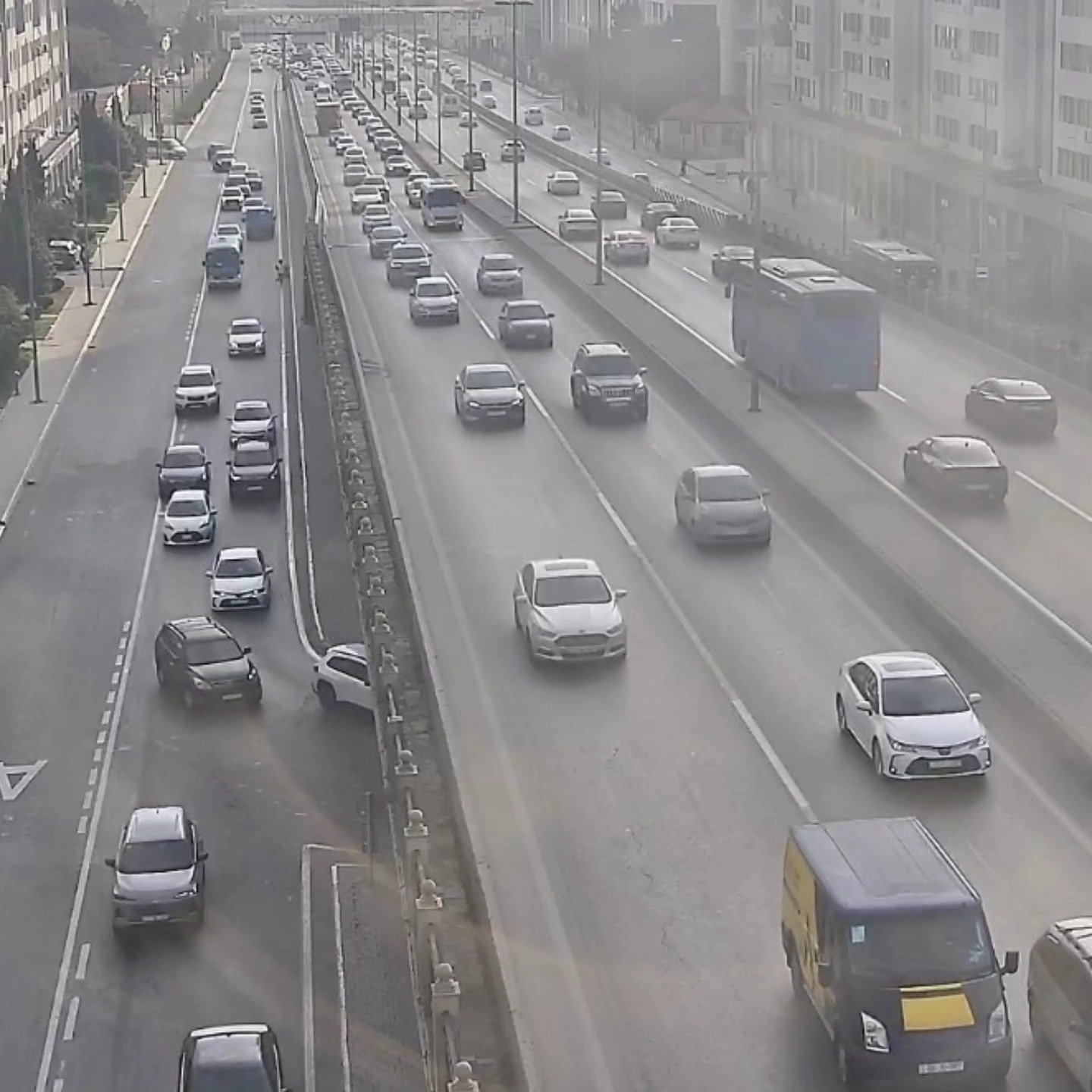 DİQQƏT: Bu yollarda tıxac var - SİYAHI (FOTO)