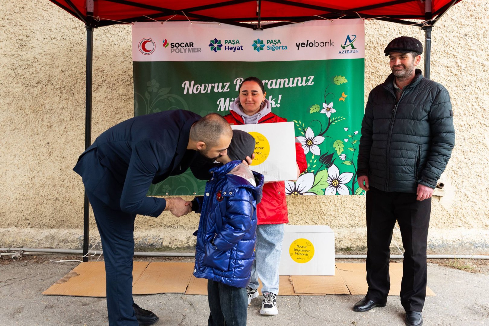 "Yelo Bank"dan aztəminatlı ailələrə bayram sevinci (FOTO)