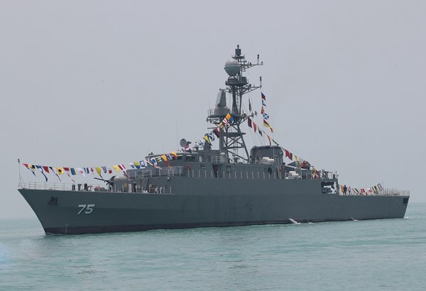 Xəzər dənizində İran hərbi gəmiləri vurulub