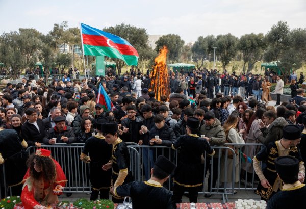 Bakıda Novruz şənliyi (FOTO)