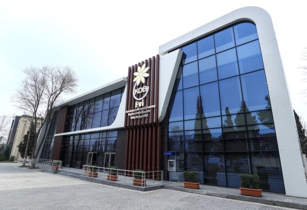 “Gəncə KOB evi” sahibkarların istifadəsinə verilib (FOTO)