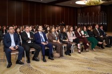 "NEQSOL Holding" və Təhsilin İnkişafı Fondu PARLA Tələbə Qızlar üçün Təqaüd Proqramını davam etdirir (FOTO)