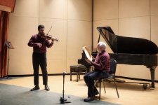 Konnektikut ştatında “Qərblə şərqin görüşü” adlı konsert keçirilib (FOTO)