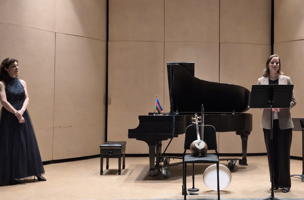 Konnektikut ştatında “Qərblə şərqin görüşü” adlı konsert keçirilib (FOTO)