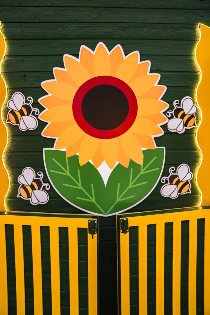 “Nargis” Fondunun təşkilatçılığı ilə “Torpaq Əlimdə, Bahar Ürəyimdə” xeyriyyə yarmarkası keçirilir (FOTO)