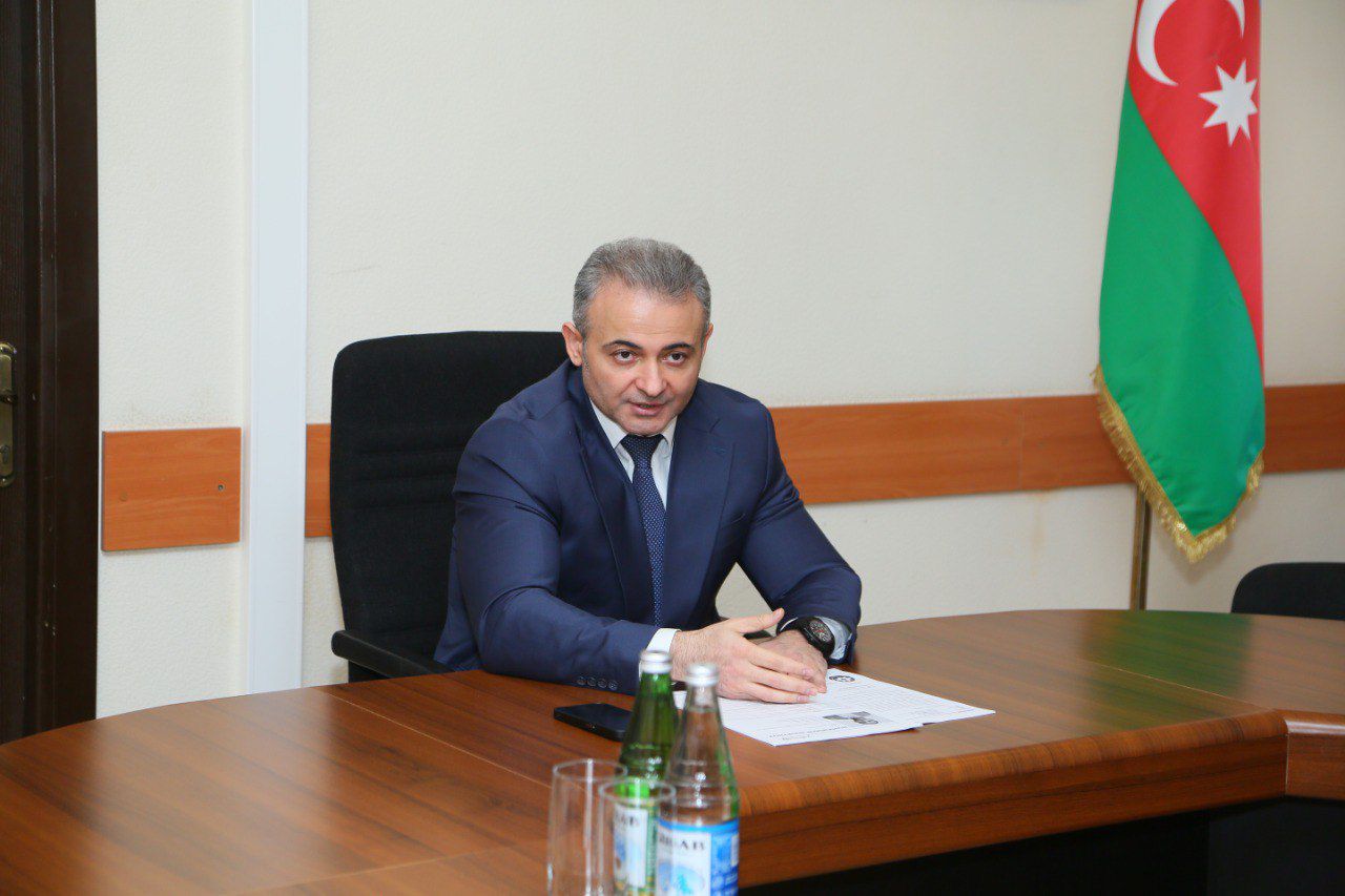 Rövşən Məmmədov V “Yüksəliş müsabiqəsi”nin qalibi ilə görüş keçirib (FOTO)