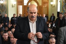 Təzəpir məscidində bayram namazı qılınıb(FOTO)