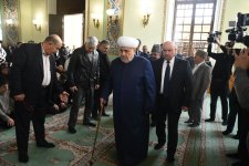 Təzəpir məscidində bayram namazı qılınıb(FOTO)