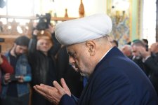 Təzəpir məscidində bayram namazı qılınıb(FOTO)