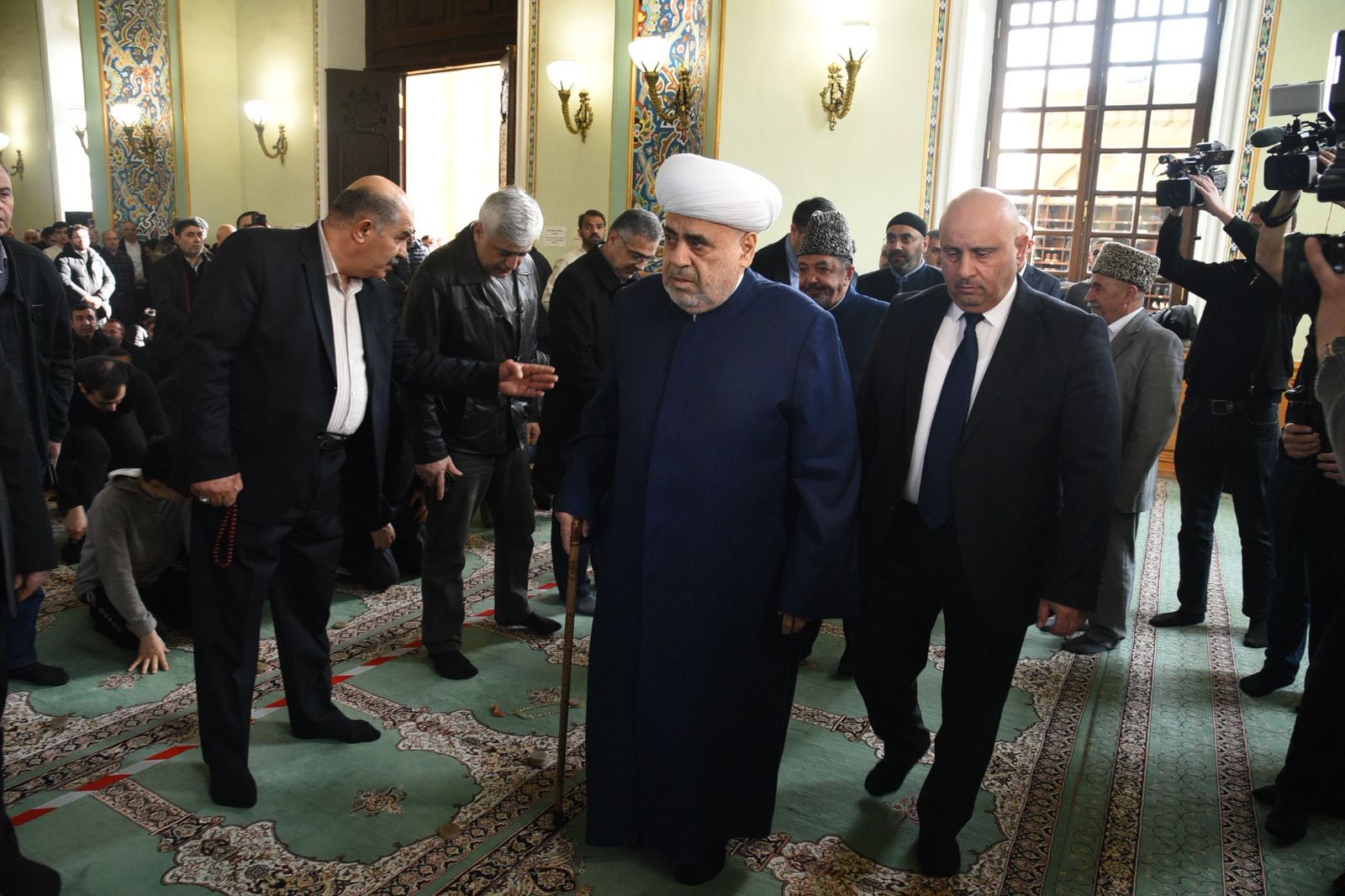 Təzəpir məscidində bayram namazı qılınıb(FOTO)