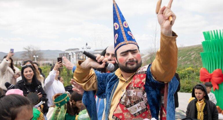 30 ildən sonra Horovlu Baharı azad şəkildə qarşıladı (FOTO/VİDEO)