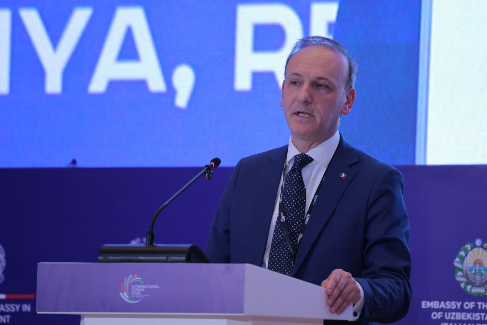 Azərbaycan iqlimə davamlı kənd təsərrüfatına əhəmiyyətli investisiya yatırır - Nazir (FOTO)