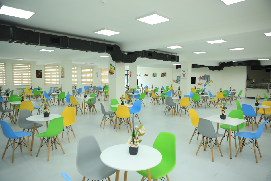 Prezident İlham Əliyev Şamaxı Avropa liseyinin yeni binasının açılışında iştirak edib (FOTO)