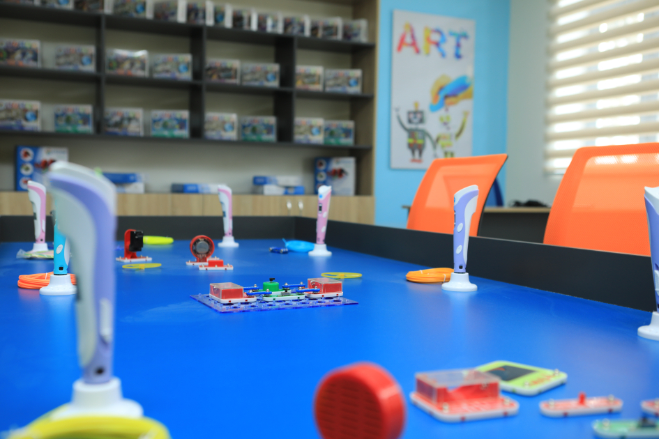 Prezident İlham Əliyev Şamaxı Avropa liseyinin yeni binasının açılışında iştirak edib (FOTO)