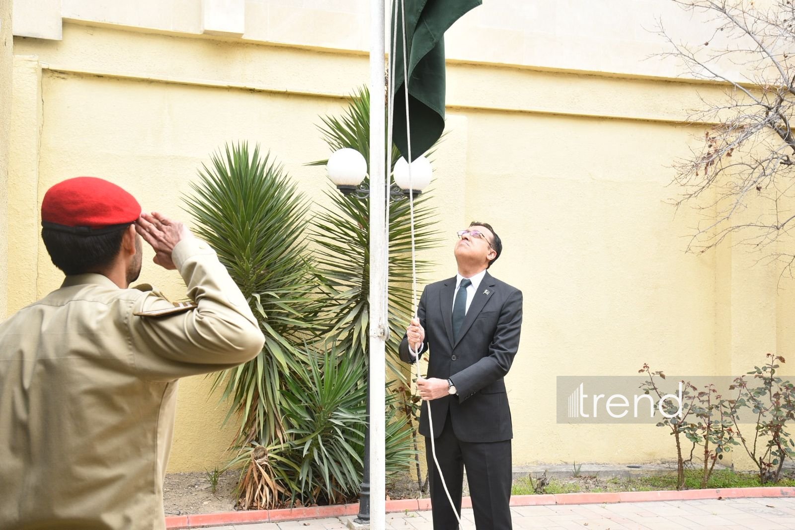 Pakistan səfirliyində dövlət bayrağının qaldırılması üzrə təntənəli mərasim keçirilib (FOTO)