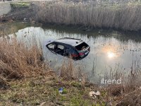 Zərdabda avtomobilin su kanalına aşması nəticəsində xəsarət alanların adları məlum olub (FOTO) (YENİLƏNİB)