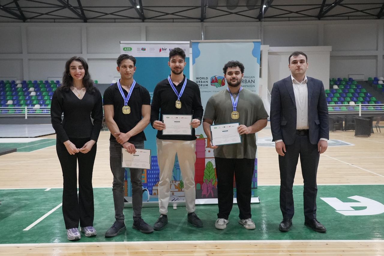 “Urban Hackathon 2026”da gənclər dayanıqlı şəhər mobilliyi üçün həllər təqdim edib (FOTO)