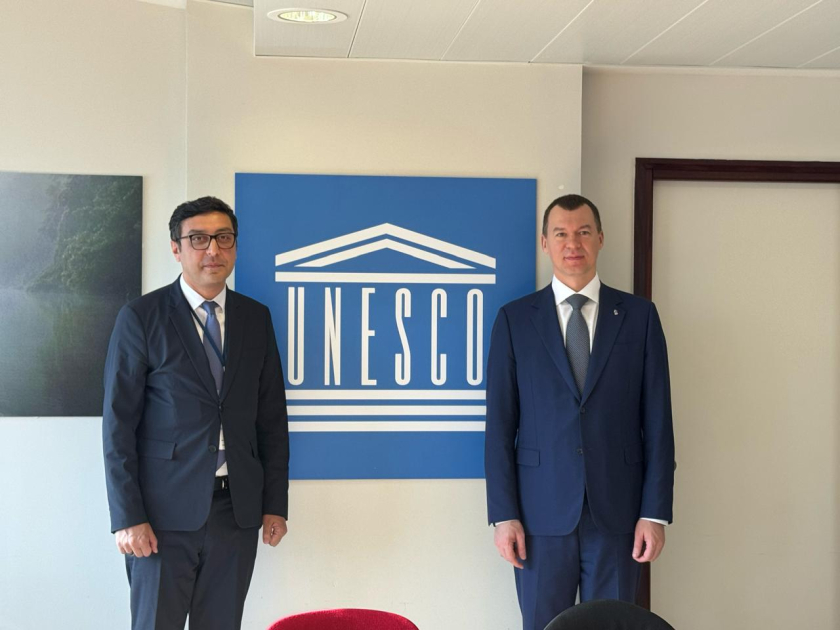 Fərid Qayıbov UNESCO-da COP10 Bürosunun ilk rəsmi iclasına sədrlik edib (FOTO)