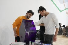 “Urban Hackathon 2026”da gənclər dayanıqlı şəhər mobilliyi üçün həllər təqdim edib (FOTO)