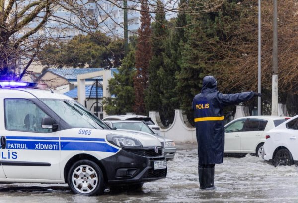 Yağışın yaratdığı hallarla bağlı bütün müraciətlərə operativ reaksiya verilir - DİN (FOTO)